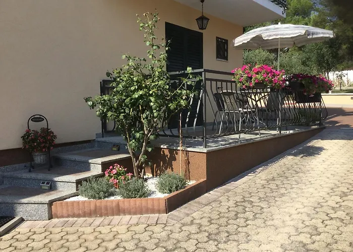 Romantica Sveti Filip i Jakov